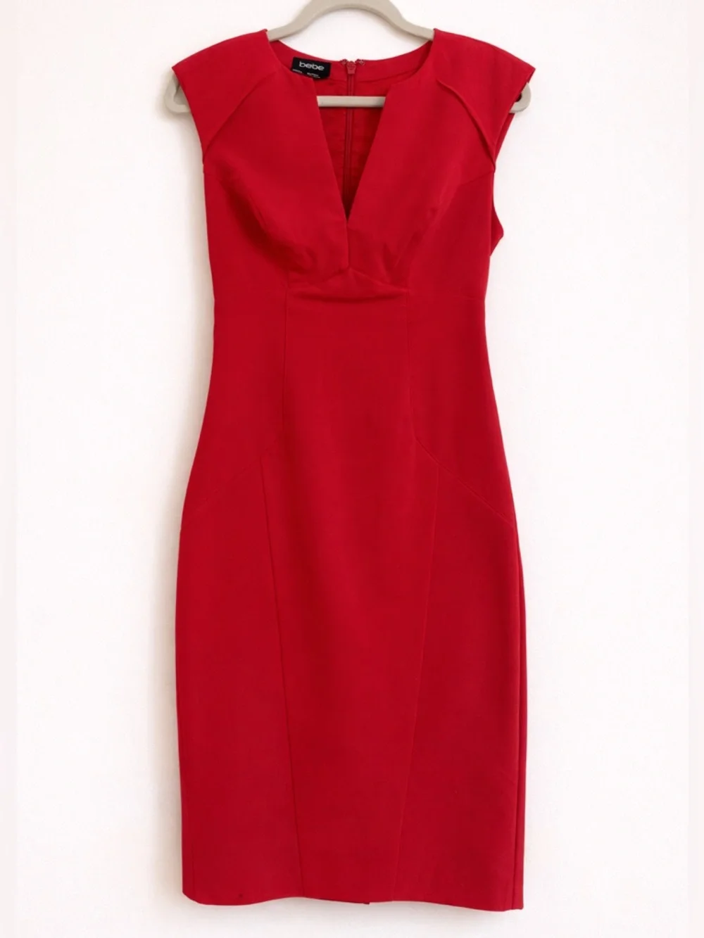 Bebe Red Fitted V-neck Sheath Dress – Size 4